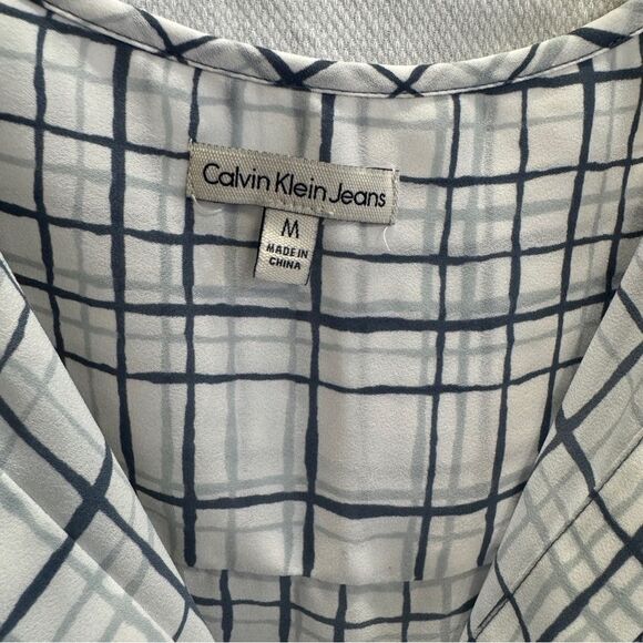 Calvin Klein Jeans Plaid Button Up Long-Sleeved Blouse Top Shirt Size Medium‎ - Picture 2 of 8